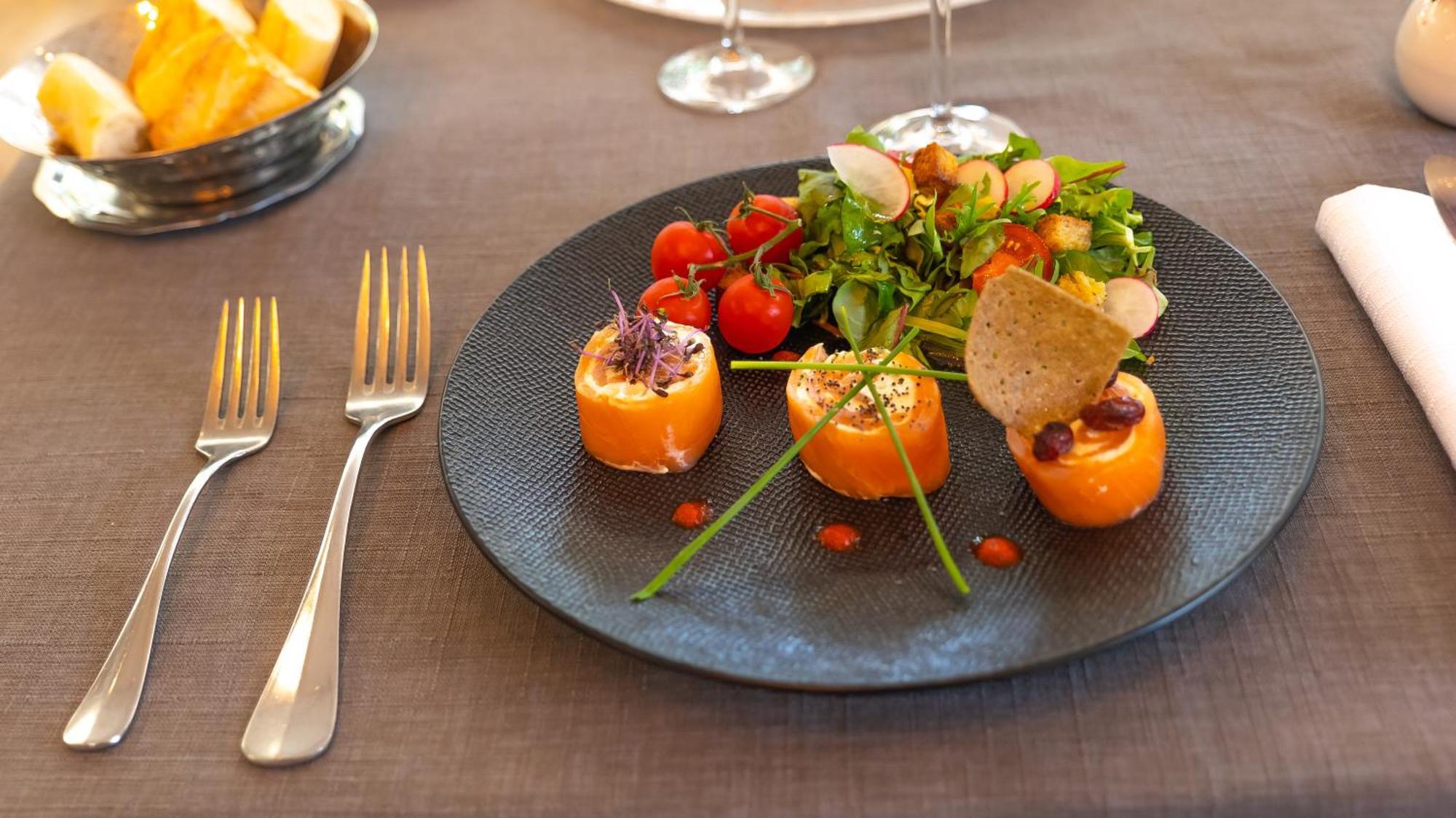 Hotel Logis - Au Colombier Du Touron 3*